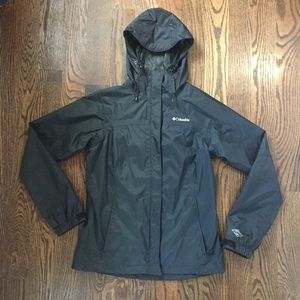 Like New - Columbia Arcadia Rain Jacket - S
